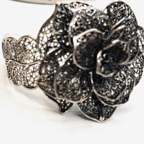 Vintage Melchior Floral Filigree Cuff Bracelet 1980s, Handmade Look - Picture 3 of 8